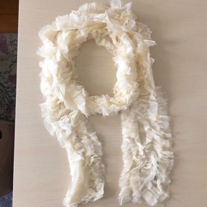 🌹3/$18🌹 Cream ruffled chiffon scarf